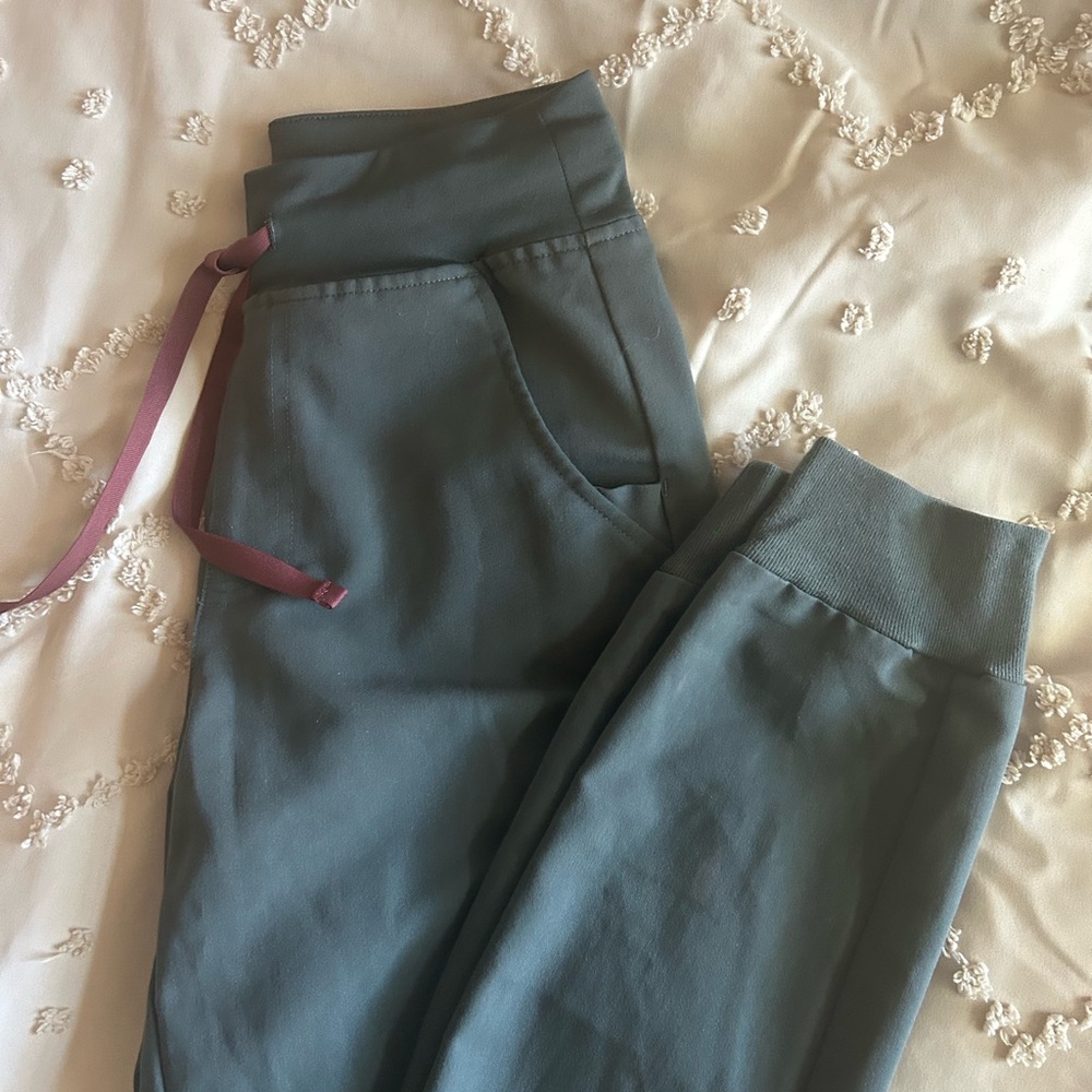 XXS TALL Figs High Waisted Jogger Scrub Pants Bonsai